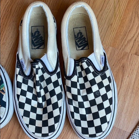 Vans - Picture 3 of 4